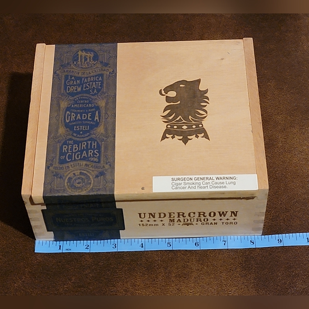 Empty Cigar Box - Picture 3 of 8